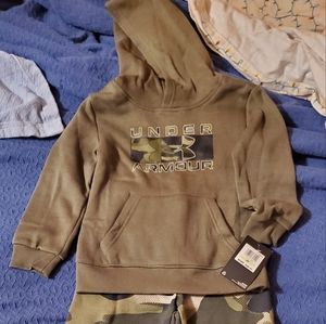 Under Armor 2 piece set